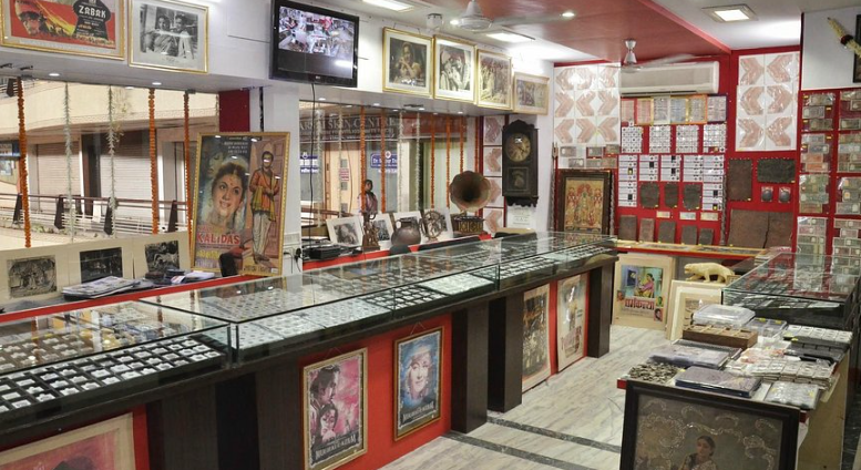 Numismatic Art Gallery by Twentieth Century Coins, Nagpur, Maharashtra - Vushii.com Numismatic Art Gallery by Twentieth Century Coins, Nagpur, Maharashtra - Vushii.com